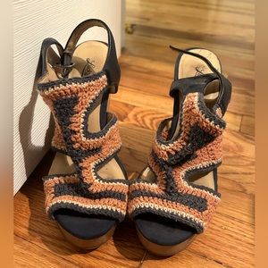 Lucky Brand sandals